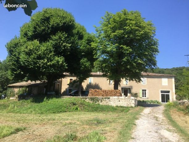 Propriété 16 pièces 428 m²