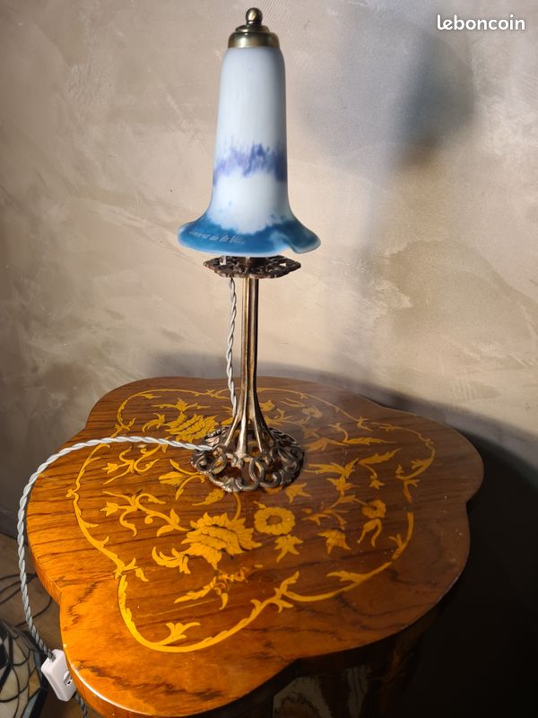 Lampe bronze art nouveau tulipe pate de verre signé lumieres de la ville 40x12 (image 4)