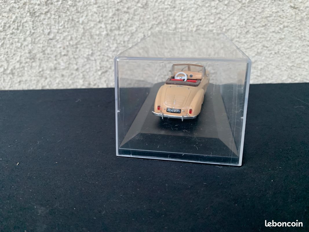4CV Berline Type R 1060 -1948 au 1/43 (image 4)