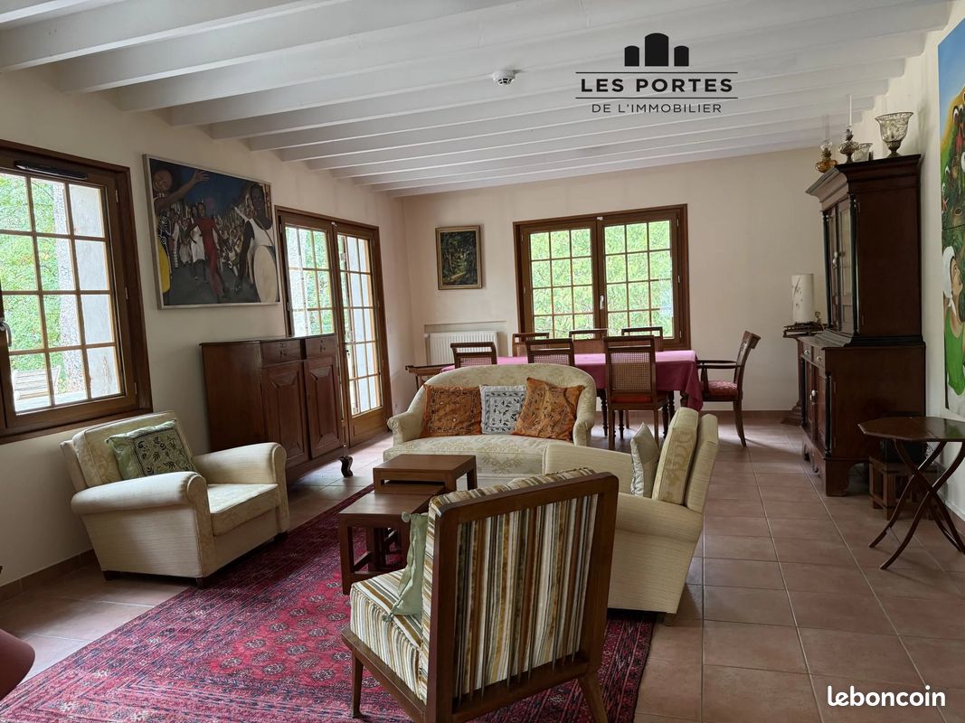 Maison 4 pièces 114 m² · à Le Vaudoué · 114 m² · 1 500 €/mois