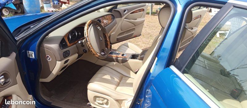Vends voiture Jaguar S Type 2007 (image 3)