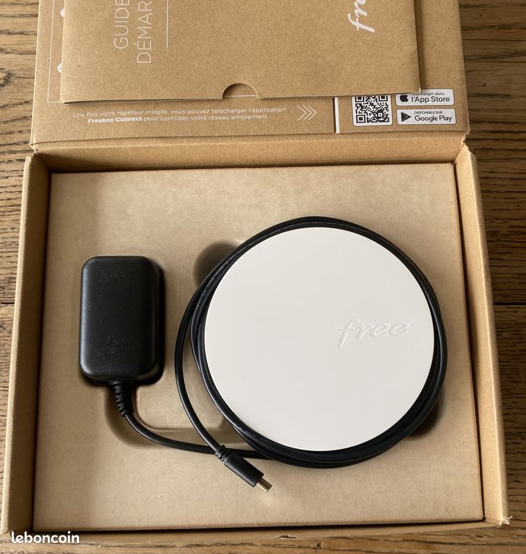 Répéteur WiFi Free Pop – Modèle Freebox – Vendu Avec Alimentation