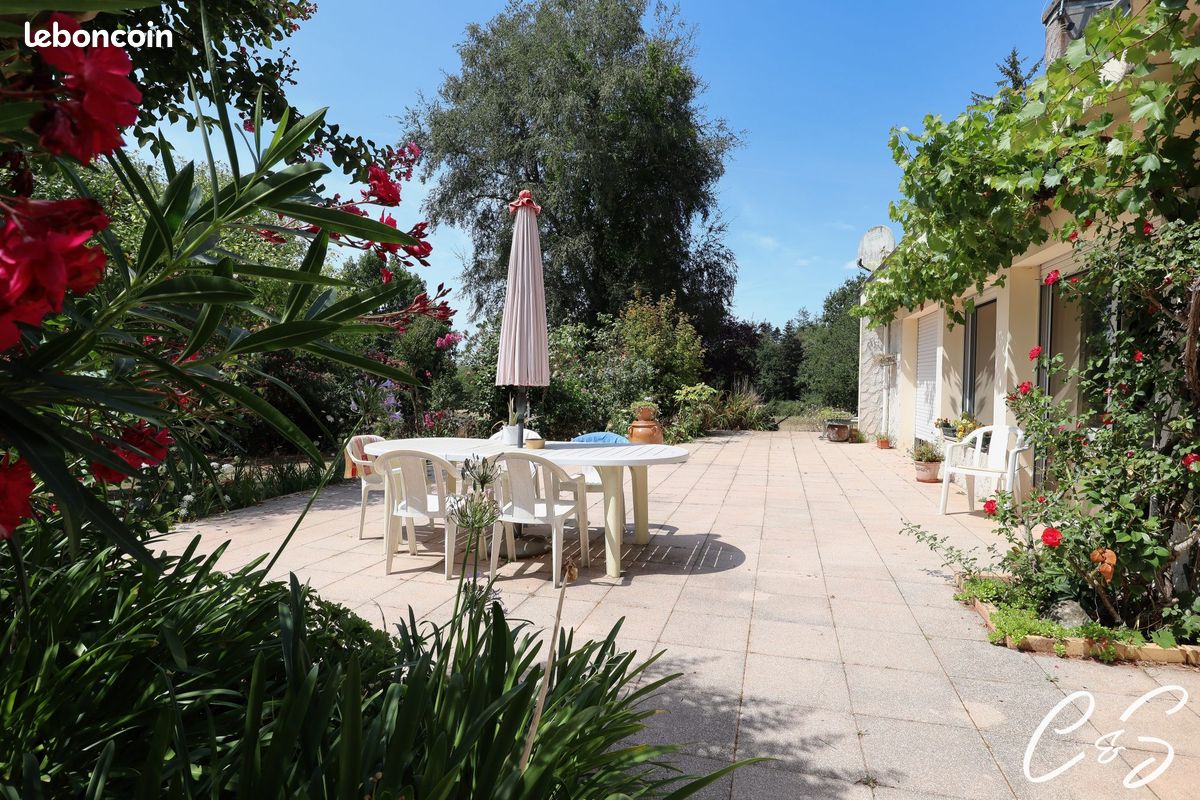 Maison 7 pièces 170 m² · à Gouesnach · 170 m² · 686 000 €