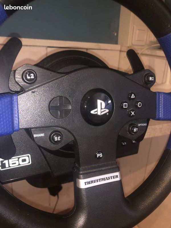 Volant Thrustmaster T150 + pédalier (image 2)