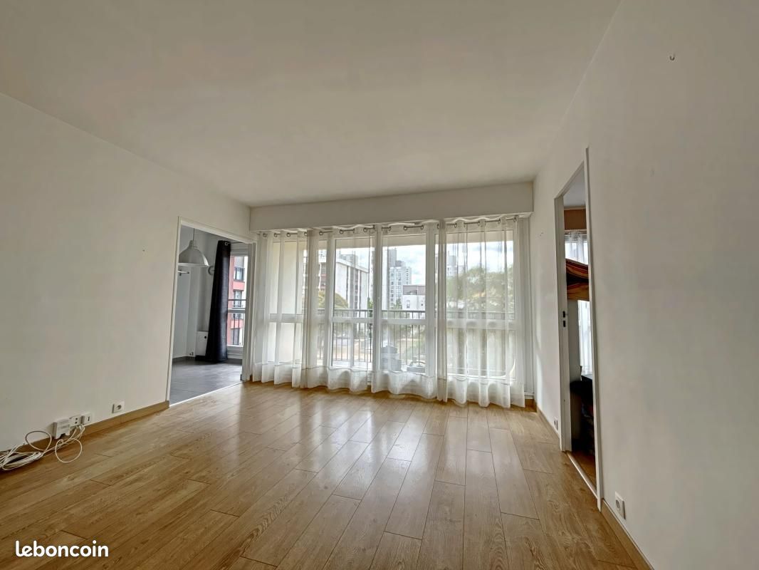 Appartement 3 pièces 64 m² · à Les Ulis · 64 m² · 1 020 €
