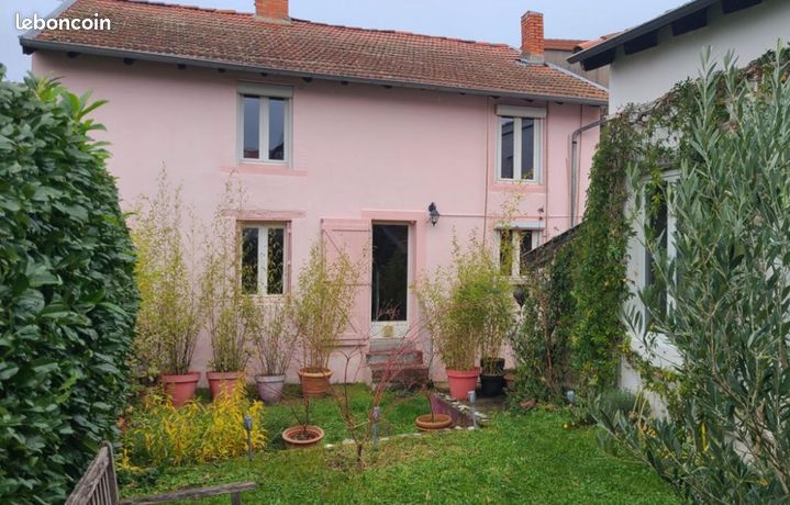 Maison de ville 10 pièces 150 m²