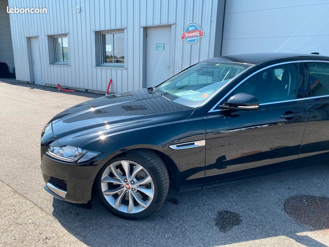 Jaguar XF 3.0 D 300ch Business Prestige / Suivi complet chez Jaguar (image 8)