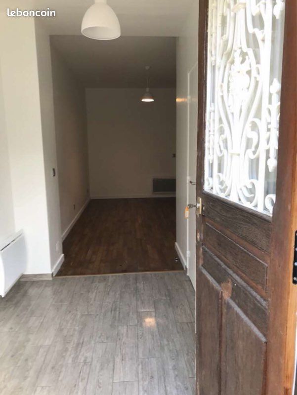 Appartement 1 pièce 24 m² · à Saint-Maur-des-Fossés · 24 m² · 860 €/mois