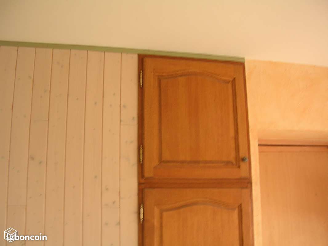 Petite façade de placard (image 1)
