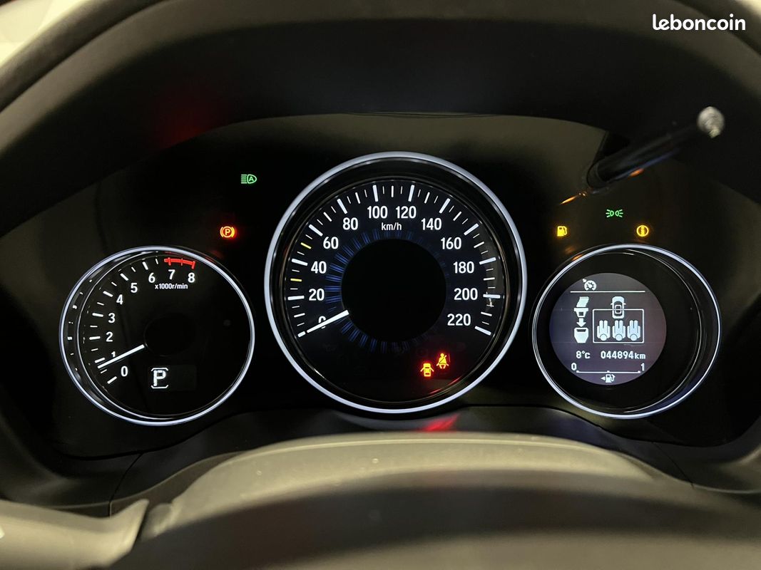 HONDA HR-V 1.5 i-VTEC Executive CVT (image 11)