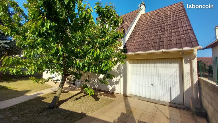 Maison pavillon 5 pieces 105m²