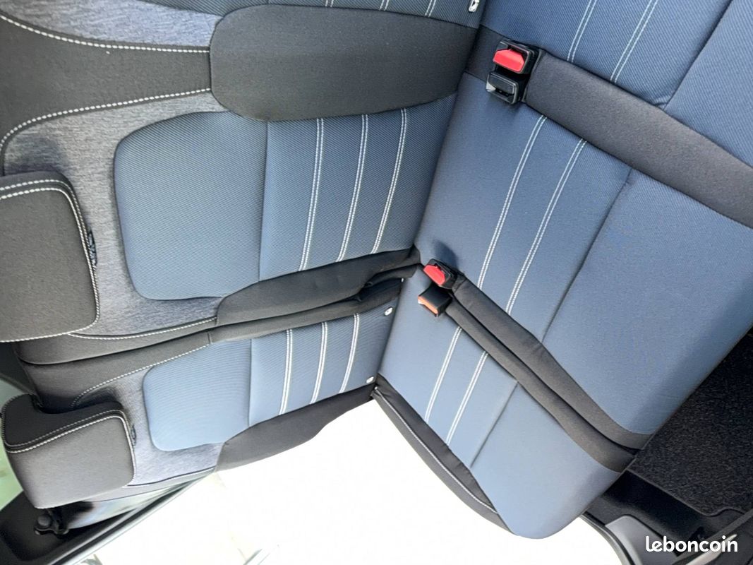 DACIA Jogger ECO-G 120 auto 7 pl Journey (image 25)