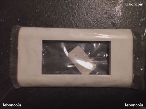 Plaque de finition Mosaic pour 1 module noir mat