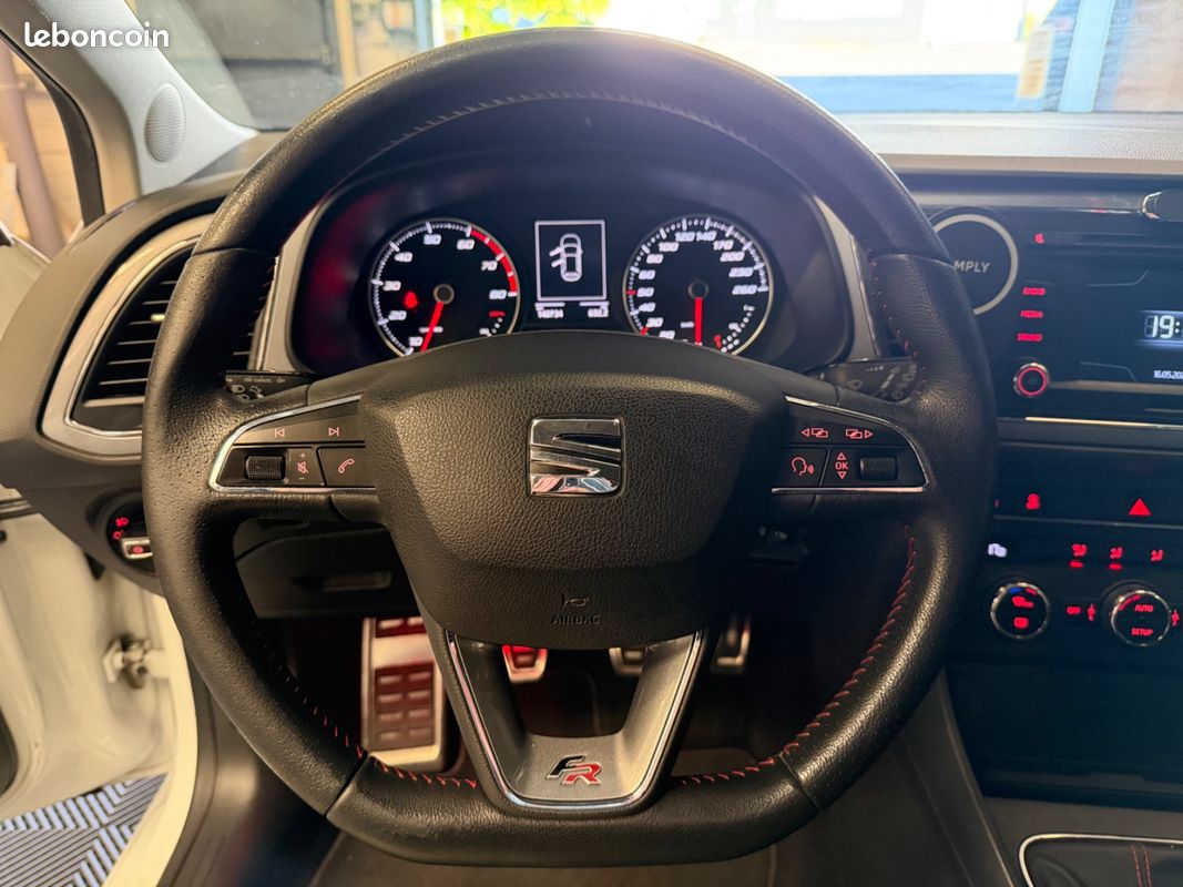 SEAT LEON 1.4 TSI 122 FR /Radar de recul/Jantes 17/Regulateur/ (image 11)
