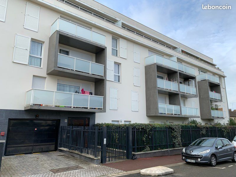 Appartement 3 pièces 64 m² · à Mantes-la-Ville · 64 m² · 180 000 €