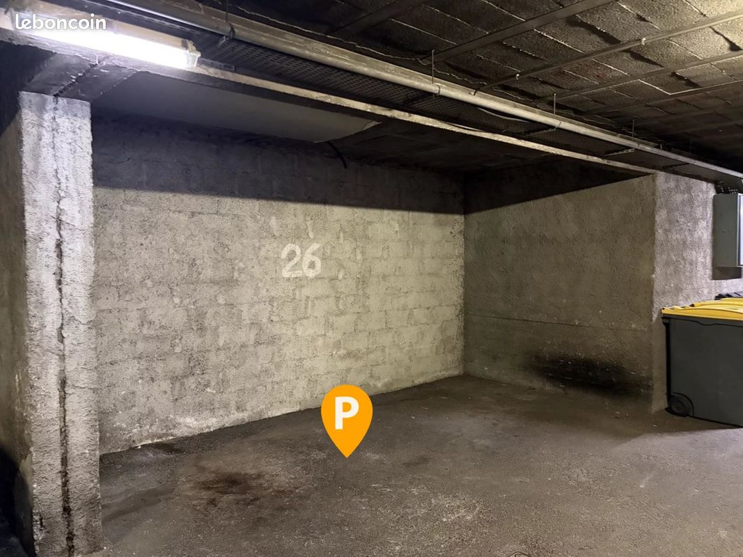 Parking/box Nice · 35 000 €