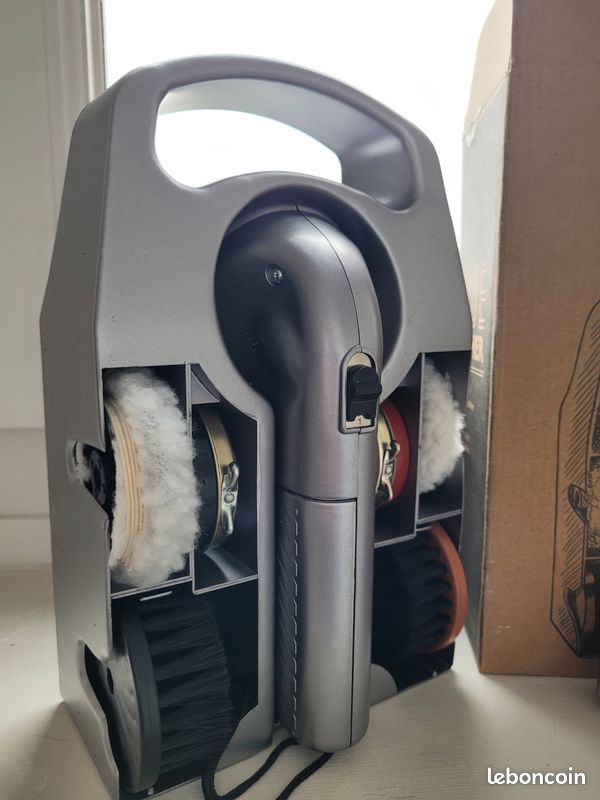 Vends Appreil pour faire briller les chaussures electrique avec