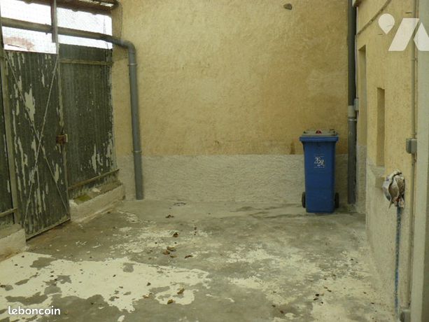 https://img.leboncoin.fr/api/v1/lbcpb1/images/72/a1/04/72a104fcdd1eeef6a30c80cf32d8839338b7e60c.jpg?rule=ad-image