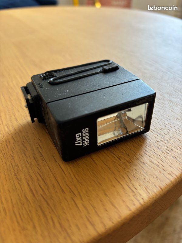 Flash Sunpak GX17 Pour Appareil Photo – Monture Universelle Griffe – Occasion