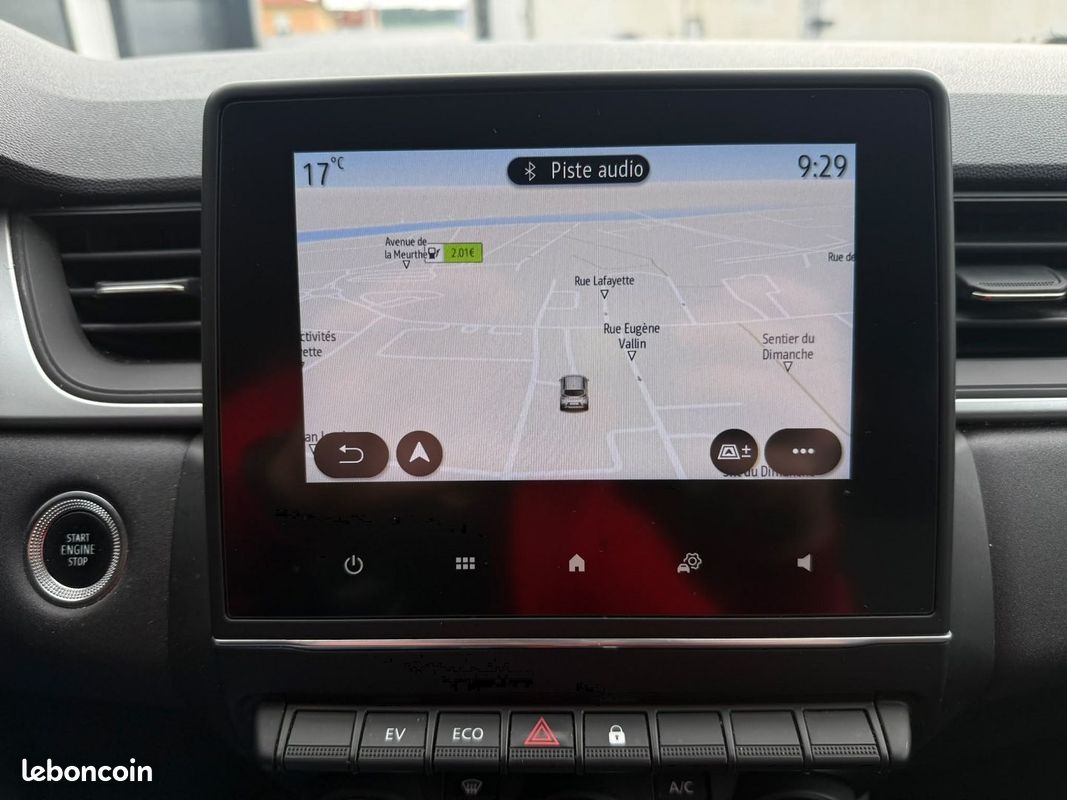 Renault CAPTUR II 1.6 E-TECH HYBRIDE 145CH EVOLUTION (image 15)