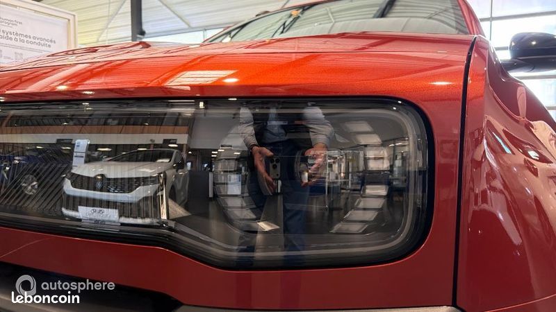 Renault 4 E-Tech Electrique 150ch Techno autonomie confort - 26 (image 17)
