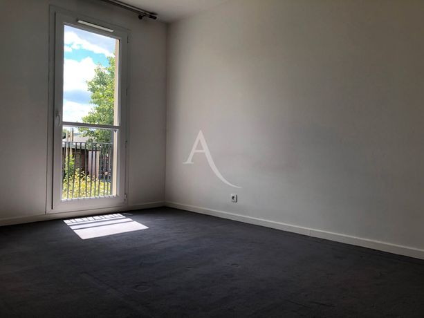 Appartement a vendre  - 2 pièce(s) - 40.24 m2 - Surfyn