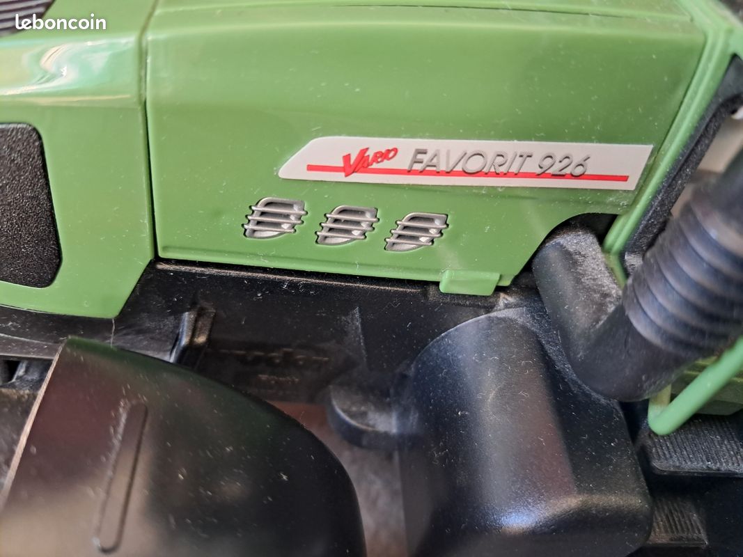 Tracteur Fendt Favorit 926 (image 2)