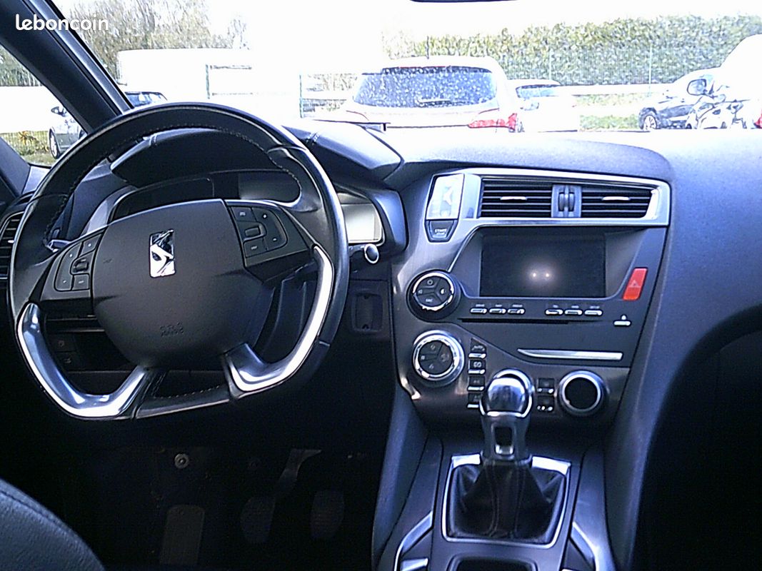 Citroën DS5 hdi 120 cv s&s EXECUTIVE 86282 KMS 11990 (image 5)