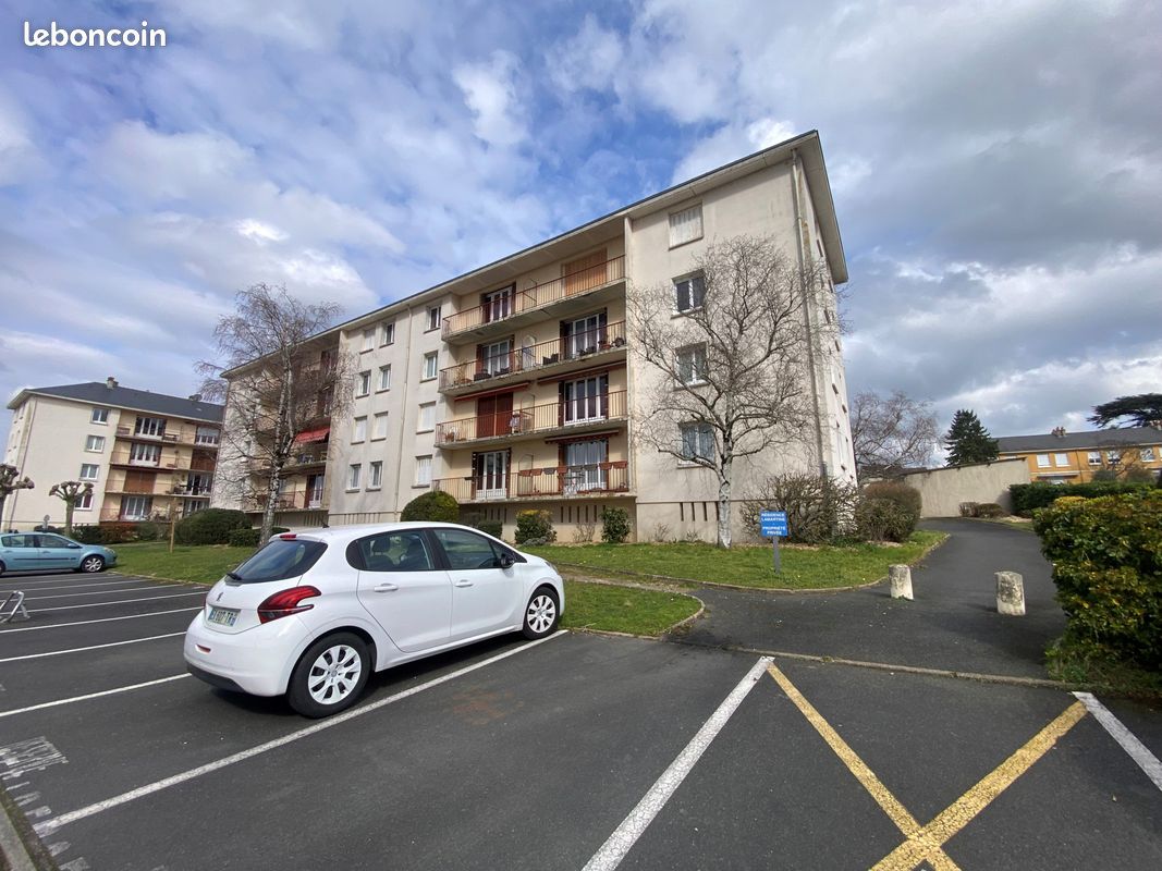 Appartement 6 pièces 85 m² · à Saumur · 85 m² · 90 000 €