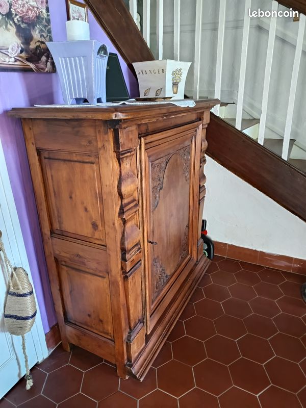 Meuble bar en bois massif (image 2)