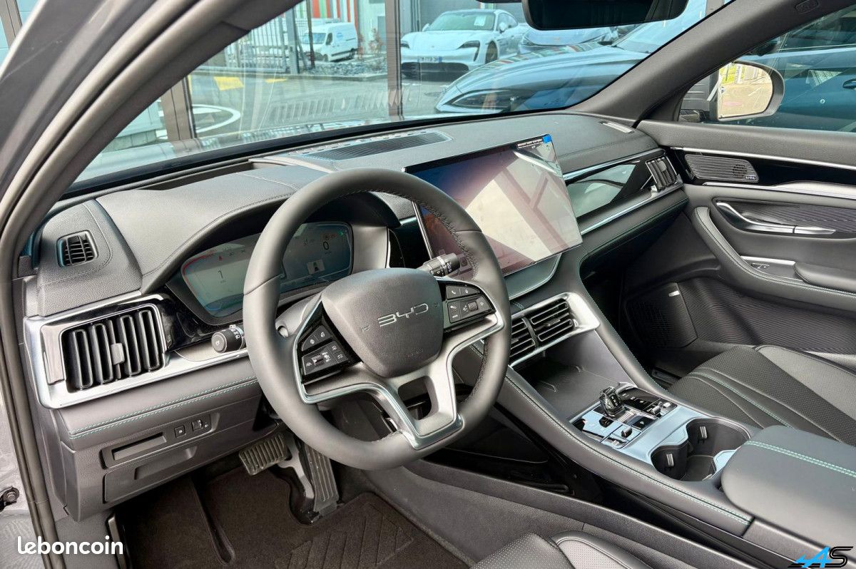 BYD Seal U 1,5 DM-I 218CH PHEV COMFORT (image 8)