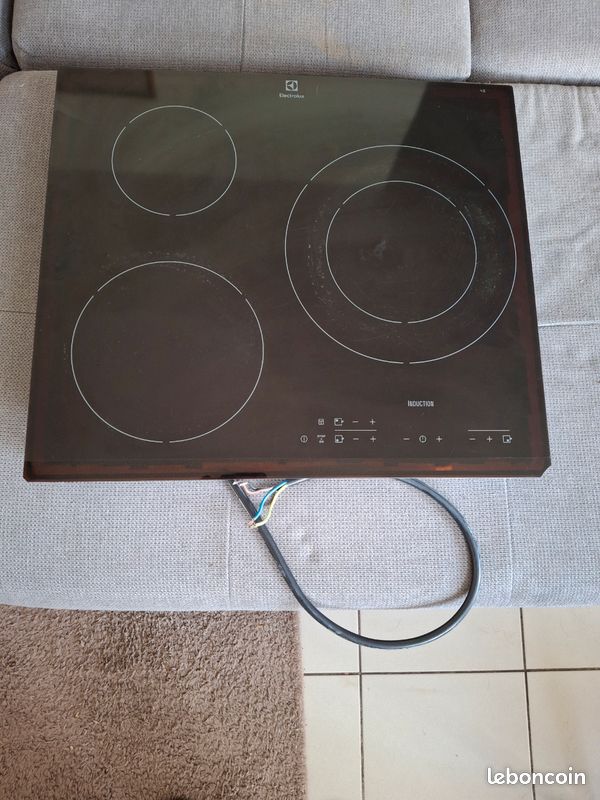 Plaque Induction 3 Feux Electroluxnull