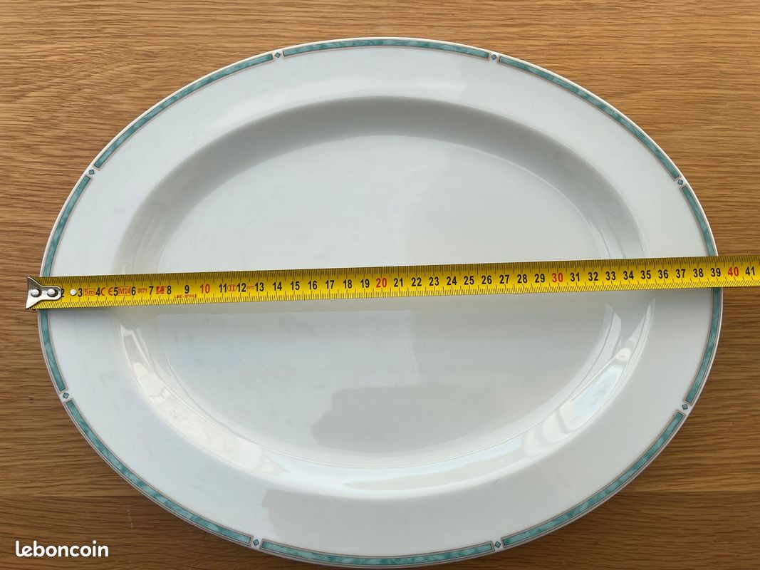 Plat ovale 39x30cm en porcelaine Bernardeau modèle Gemme vert (image 5)