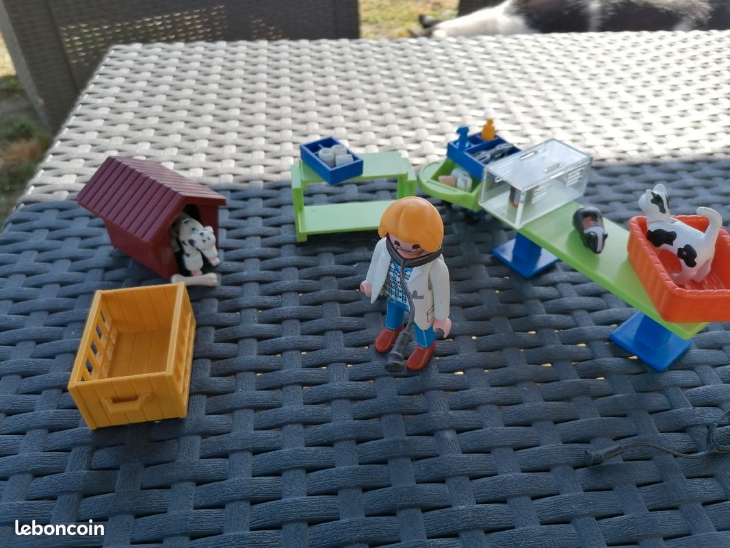 Salle d examen vétérinaire playmobil avec nombreux accessoires (image 1)
