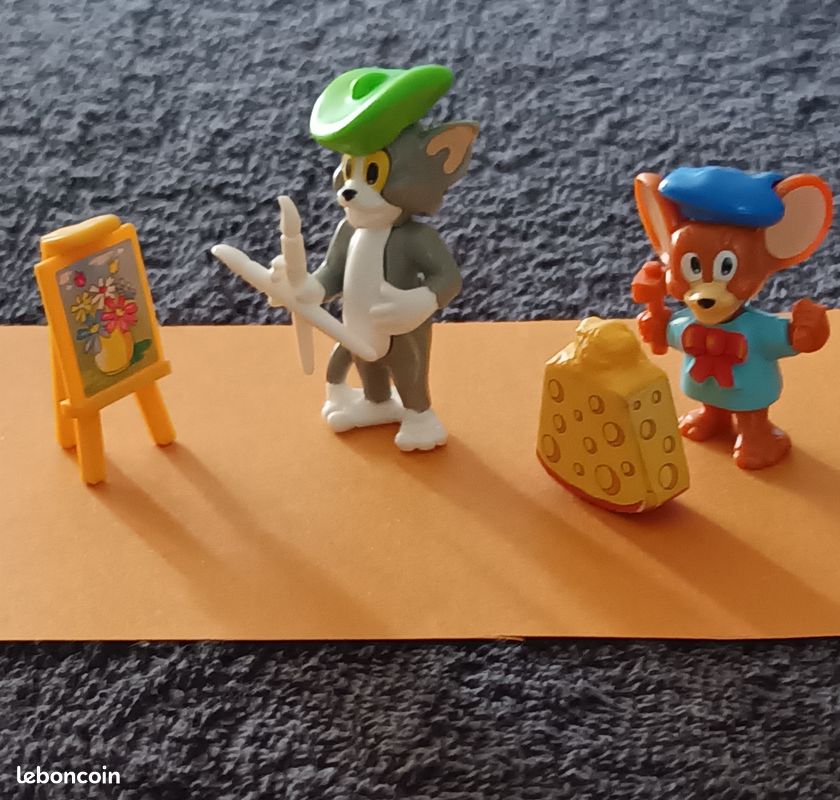 Lot De 3 Figurines Tom Et Jerry - Warner Bros / Kinder - Démontables - Occasion