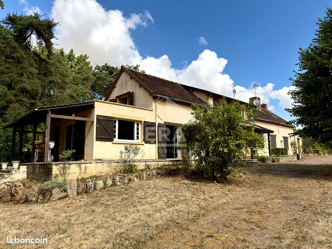 Maison 7 pièces 205 m² · à Saint-Valérien · 205 m² · 275 000 €