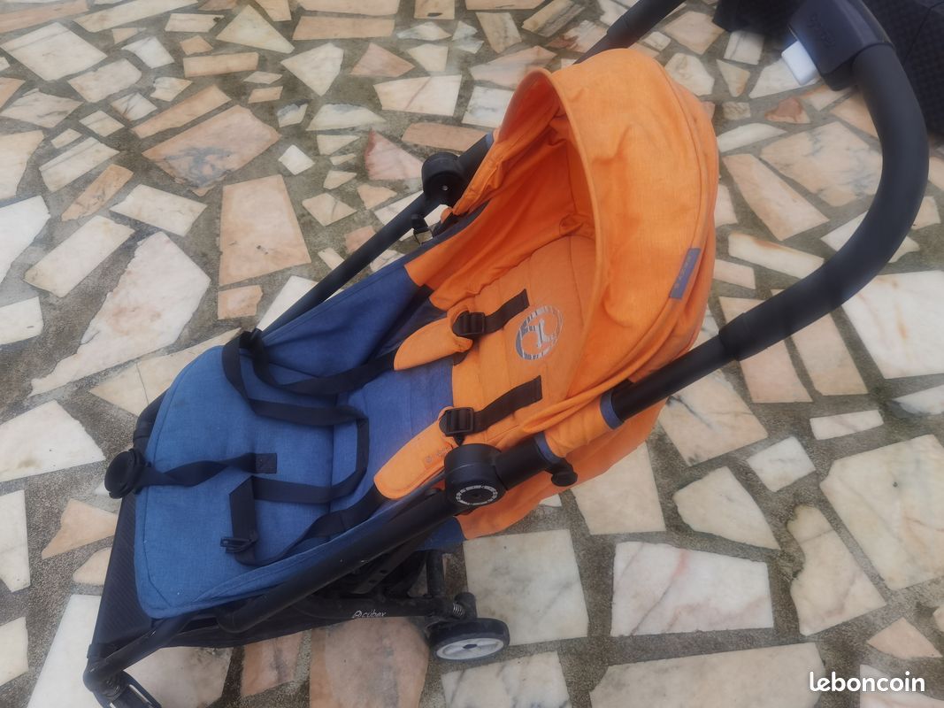 Poussette cybex pliage trés bon état (image 1)