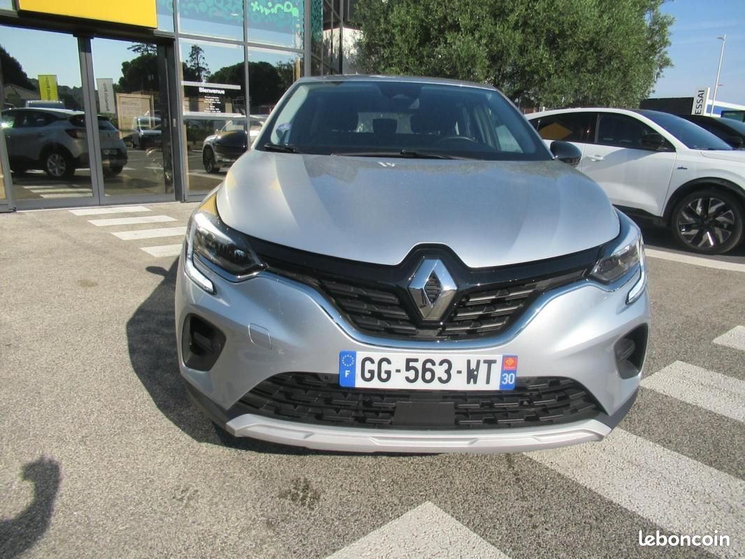 Renault Captur E-Tech 145 - 21 Business (image 2)