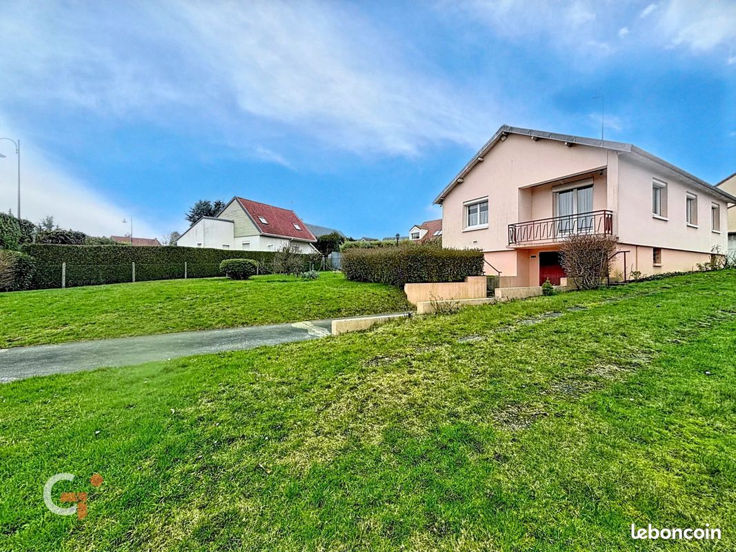 Maison 4 pièces 80 m² · à Franqueville-Saint-Pierre · 80 m² · 220 000 €