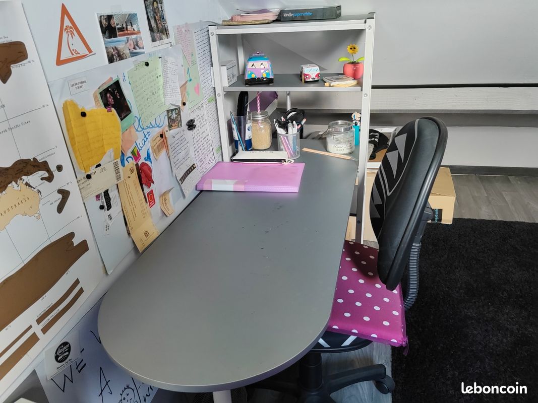Petit bureau (image 1)