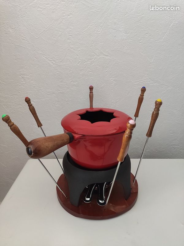 Service à fondue en fonte (image 2)