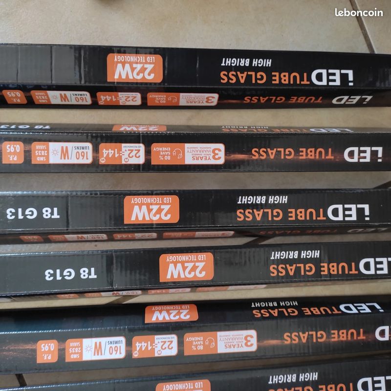 TUBES NEUF NÉON T 8 G13 LED +Starter 1m50 ,22 Watts (image 1)