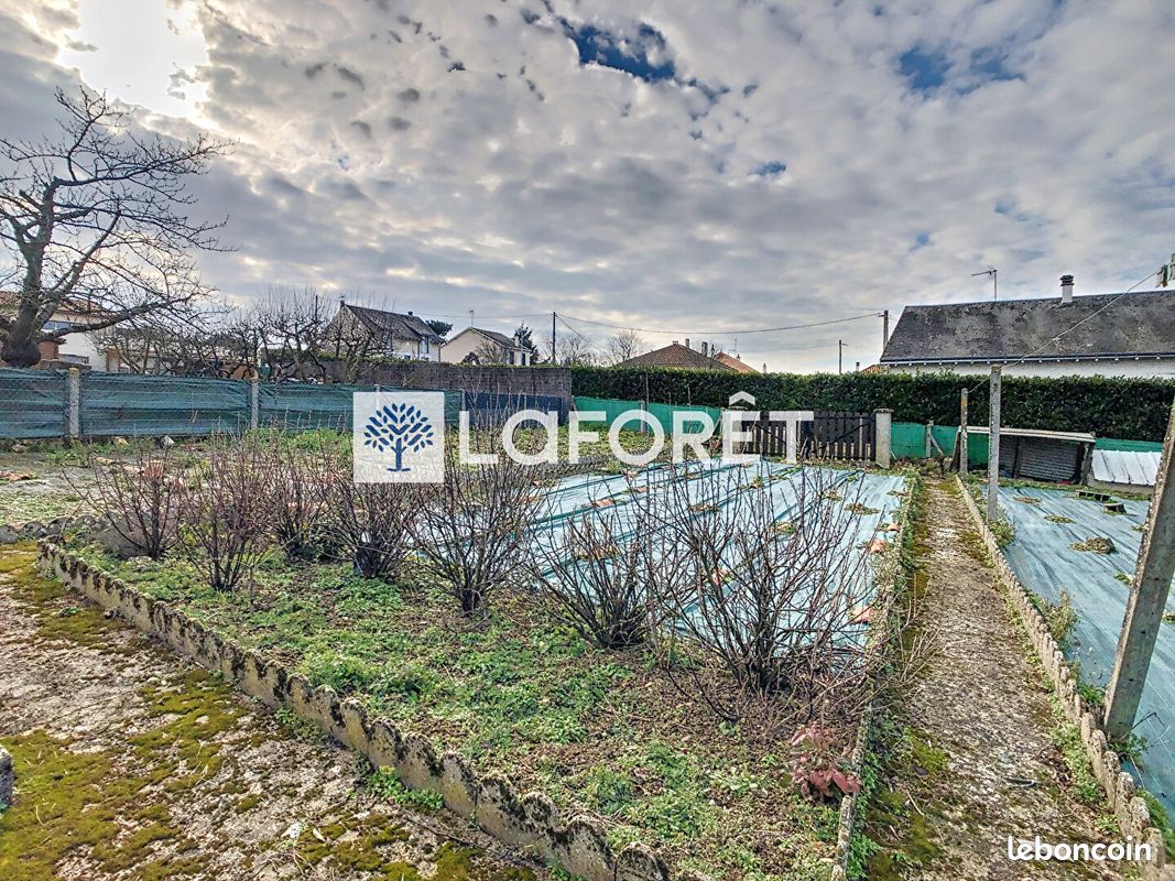 Pavillon 7 pièces 110 m² - Thouars 79100 (image principale 14)
