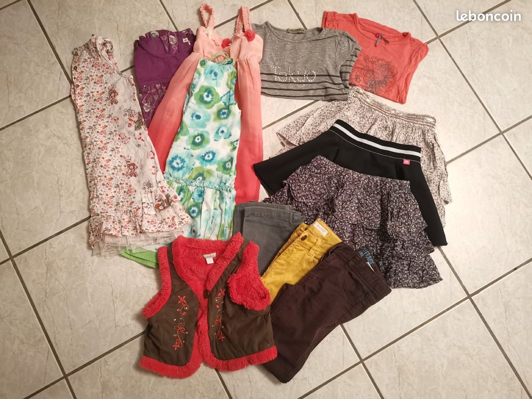 Lot de vêtement enfant 5 ans (image 1)