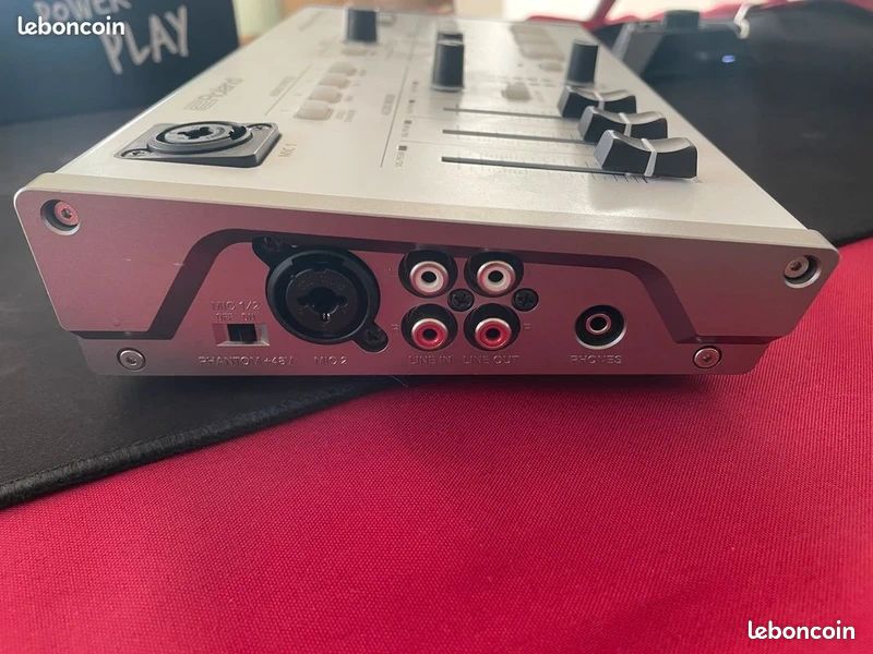 Mélangeur de Streaming A/V Roland Pro VR-1HD | AV Streaming Mixer (image 4)