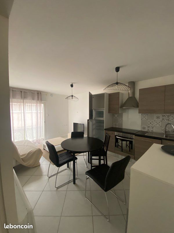 Appartement 3 pièces 60 m² · à Saint-Genis-Laval · 60 m² · 195 000 €