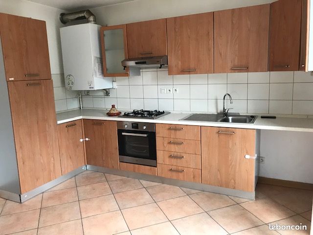 Appartement 3 pièces 100 m² · à Oyonnax · 100 m² · 855 €/mois