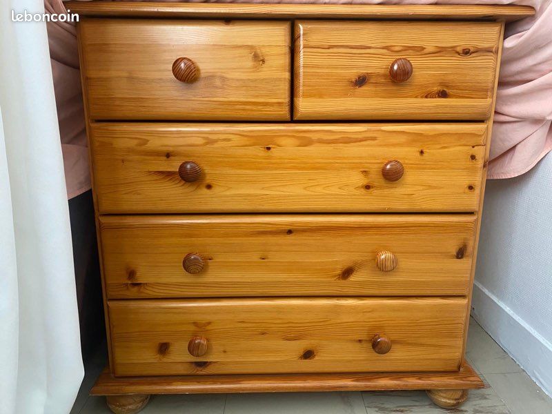 Commode en bois (image 2)