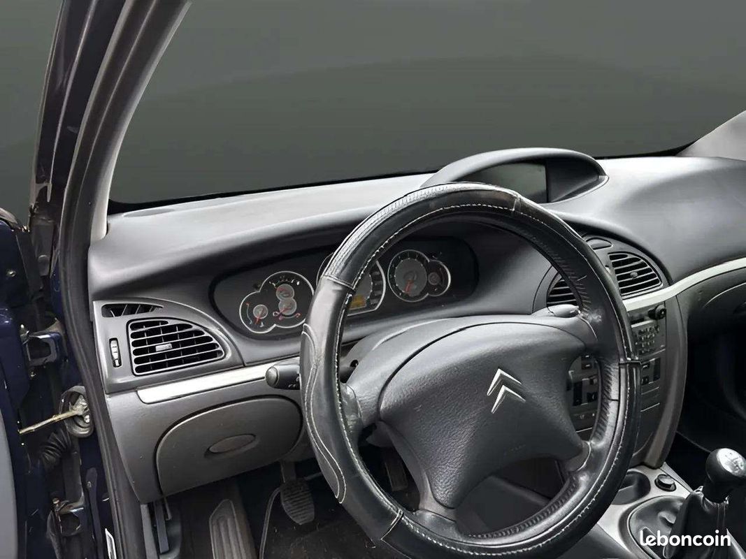 Citroen C5 1.6 HDI110 PACK AMBIANCE FAP (image 17)