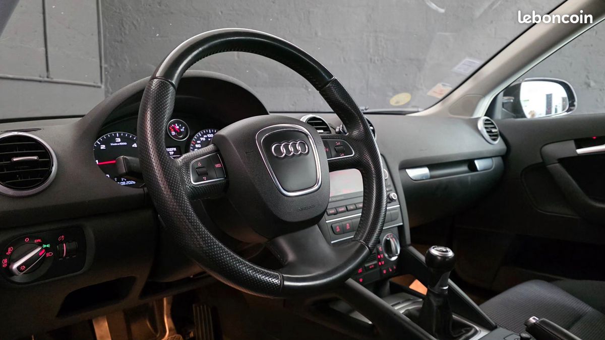 Audi a3 sportback 2.0 tdi 140 exclusive line - sieges chauffant / regulateur vitesse / distri ok (image 4)